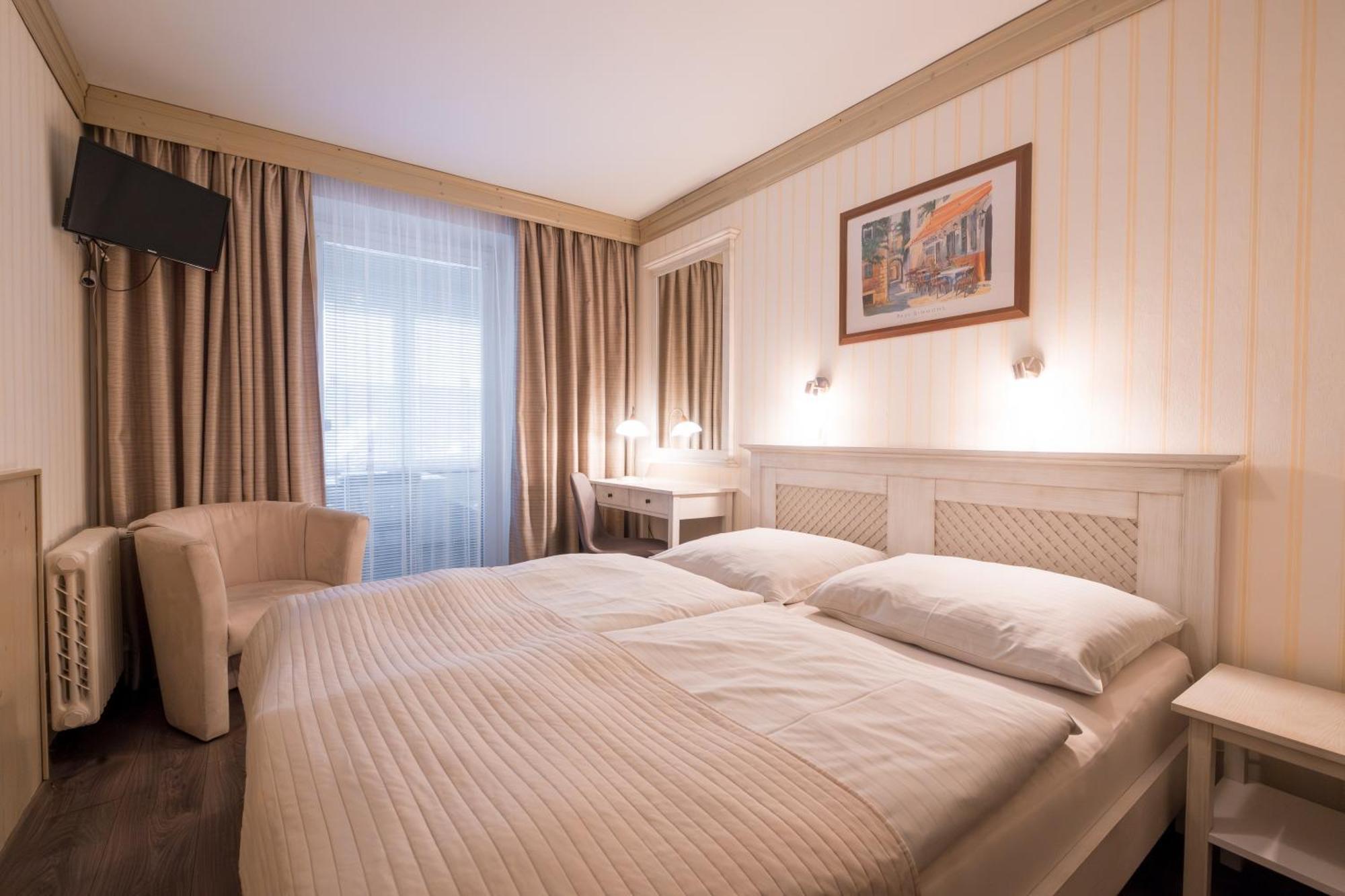 Hotel Maxant Frymburk Exterior photo